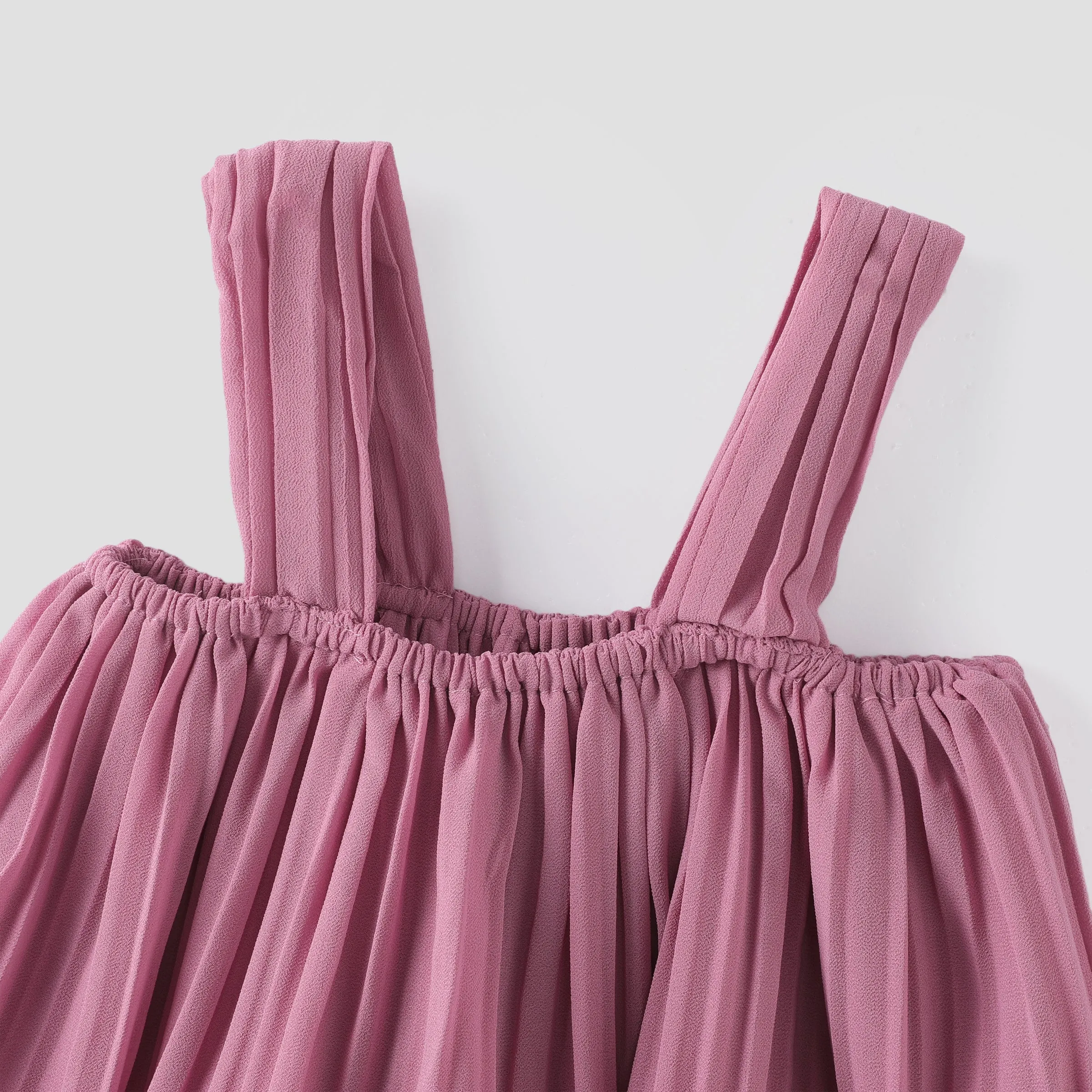 2pcs Toddler Girl Elegant Pleated Camisole and Shorts Set