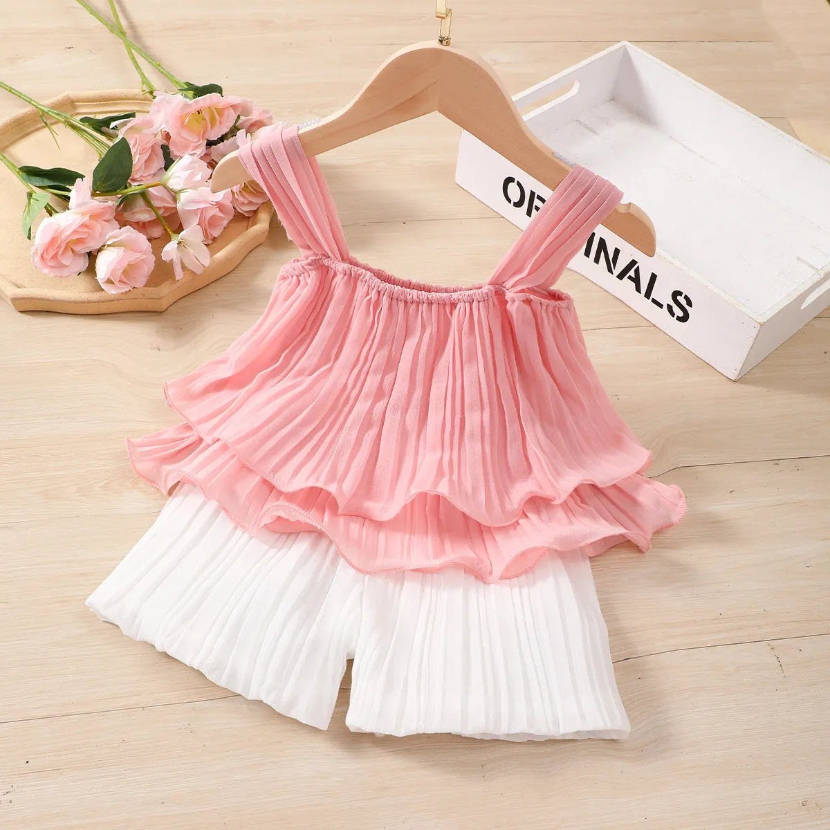 2pcs Toddler Girl Elegant Pleated Camisole and Shorts Set