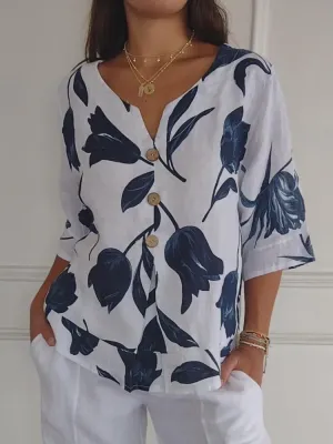Brunhilde - Women's V-neck shirt