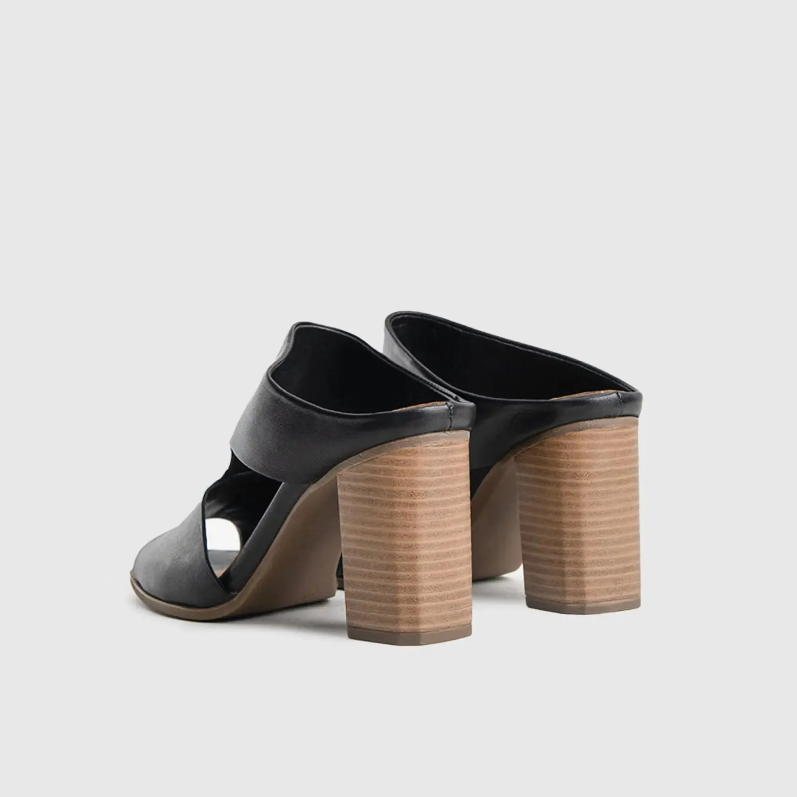Comfort Block Heel Sandal Black 8333