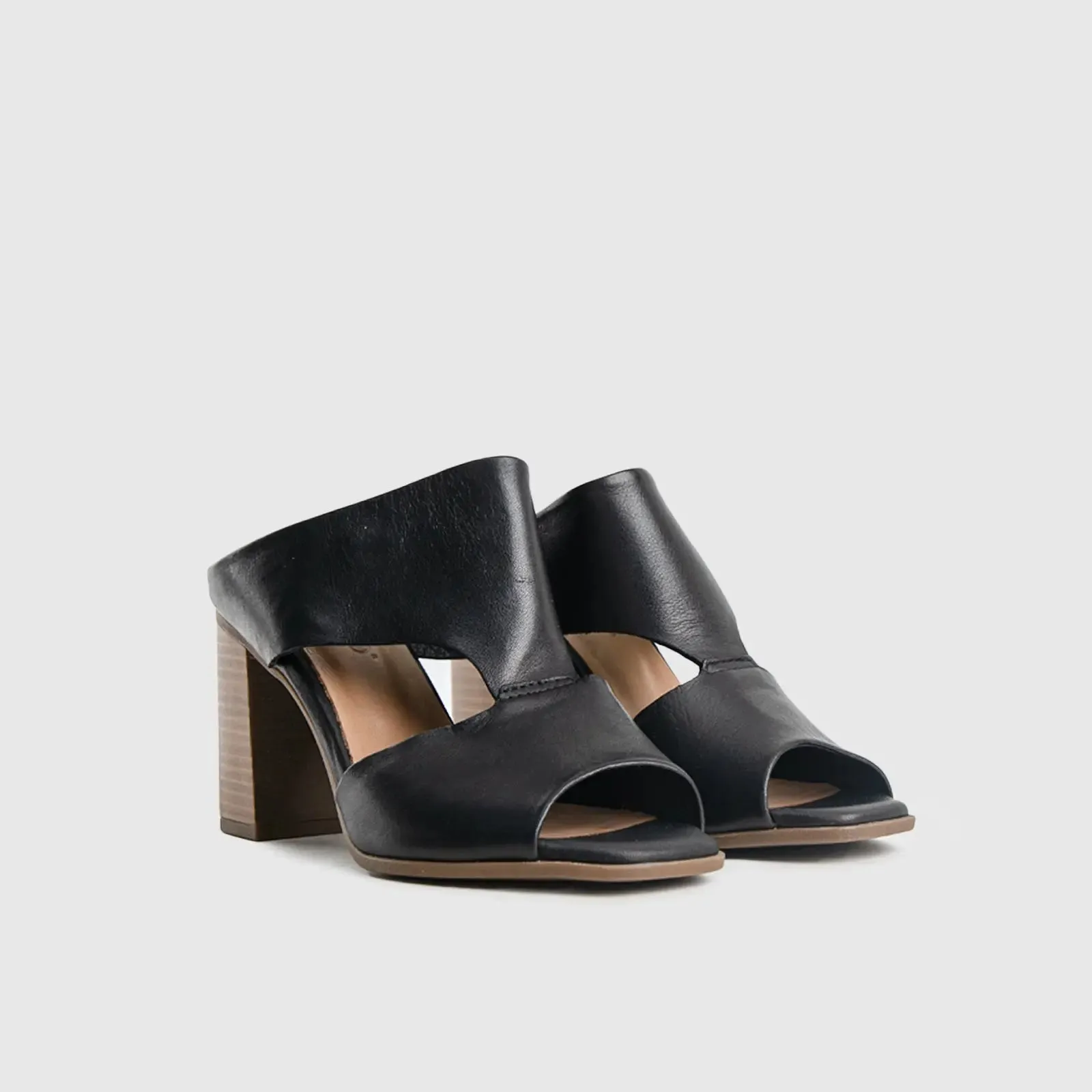 Comfort Block Heel Sandal Black 8333
