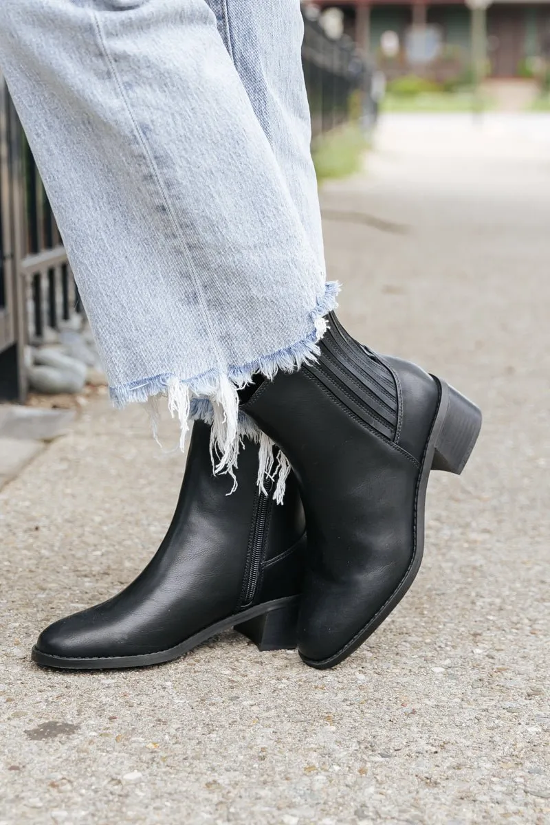 Dolce Vita Delilah Black Heeled Bootie