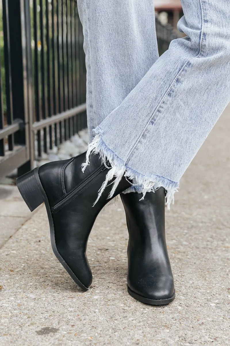 Dolce Vita Delilah Black Heeled Bootie