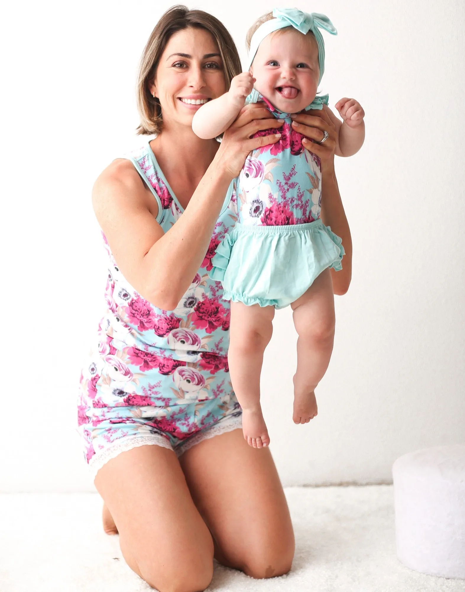 Floral Magenta Aqua Splash Women's Short Loungewear