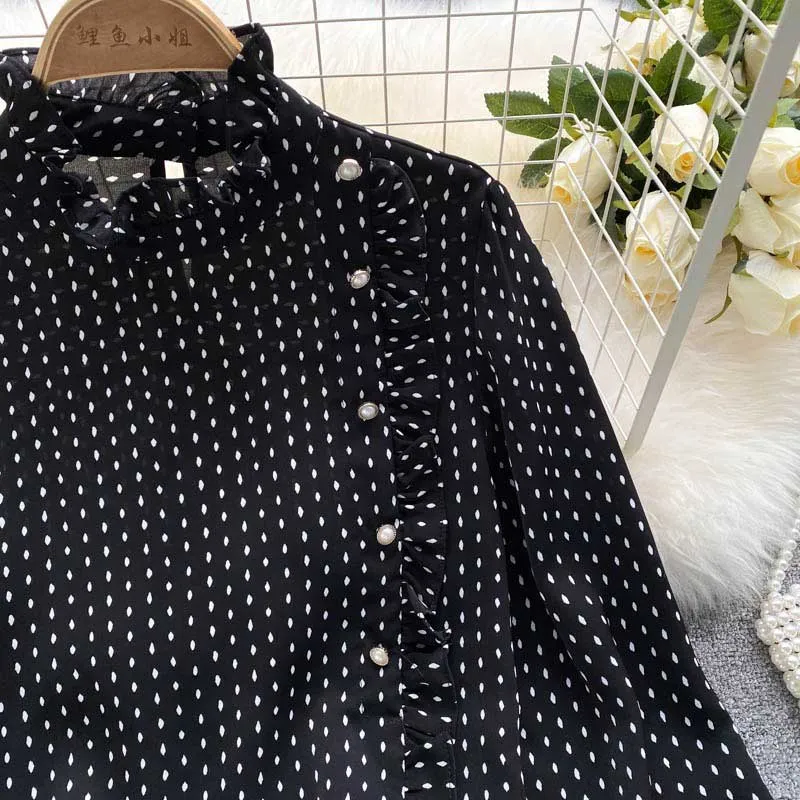 French Retro Dot Sweet Slim Fit Women's Top